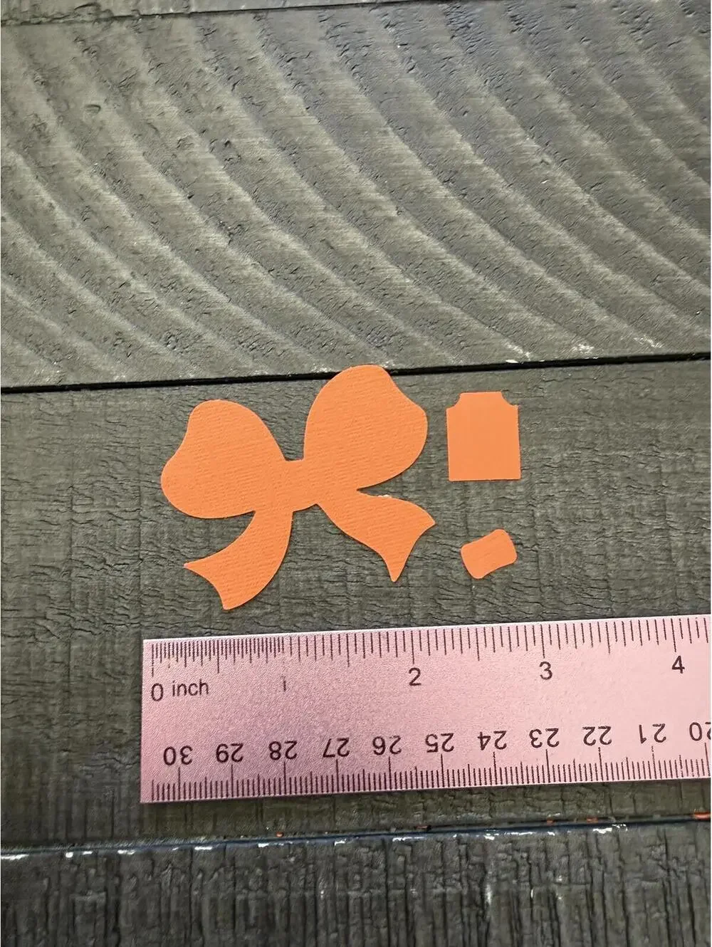 Stampin’ Up Gift Wrapped stamp set with bow shape punch